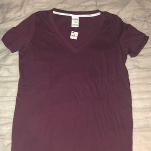 PINK Victoria’s Secret t shirt
